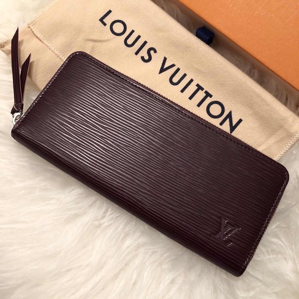 🌟SOLD🌟BNIB Louis Vuitton Epi Clemence Plum/Rose